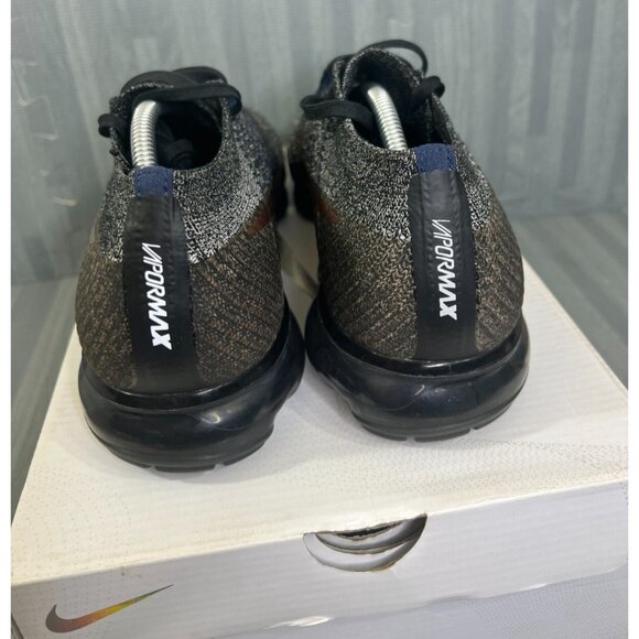 Nike Air VaporMax Flyknit Sneakers – Men’s 12 Black - Picture 10 of 16